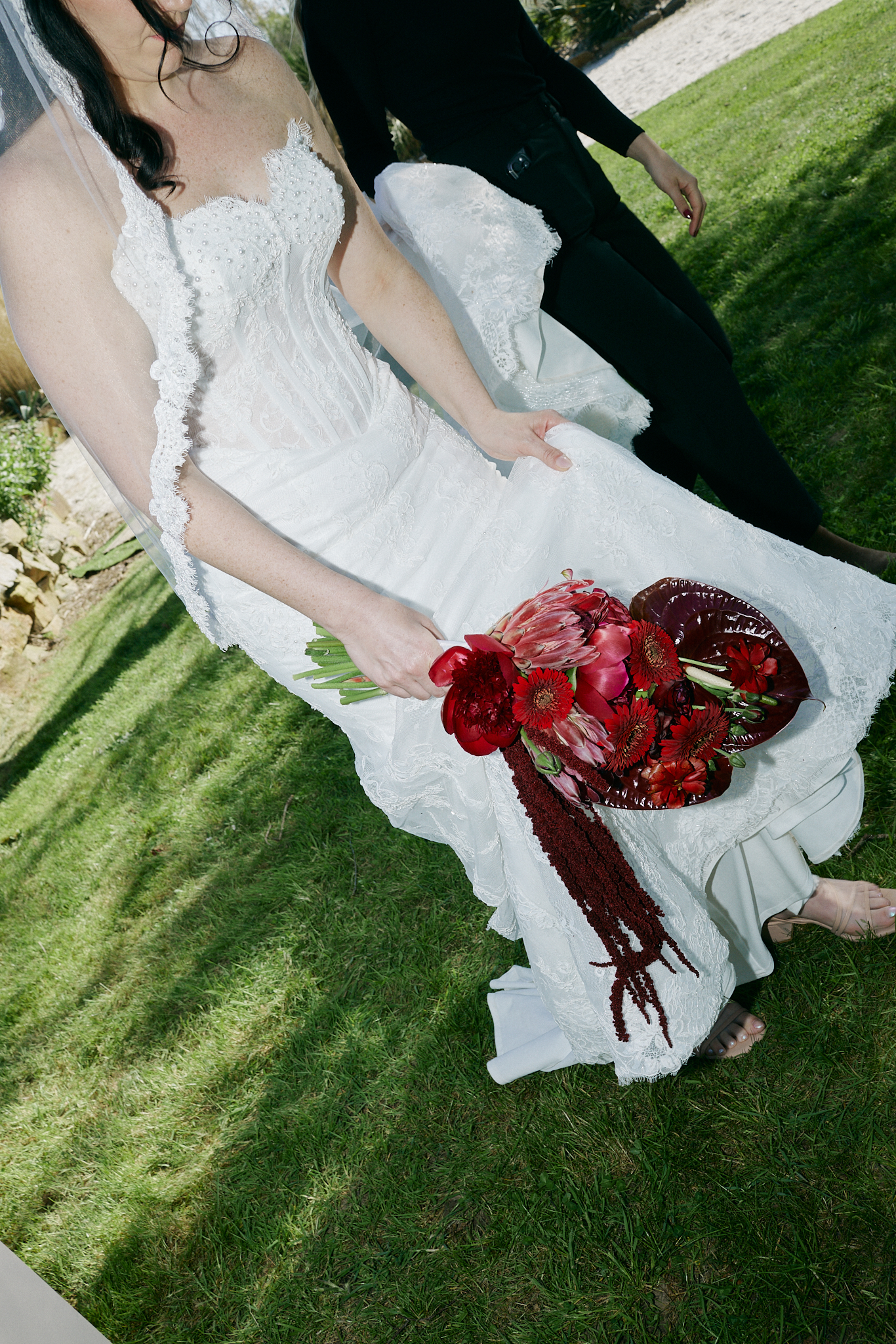 inspiration bouquet de mariée rouge bordeaux