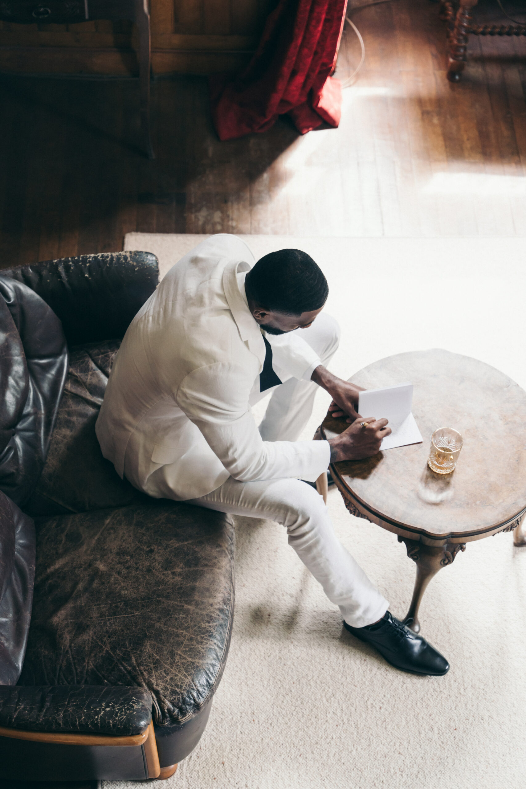 Countryside Elegance - Editorial